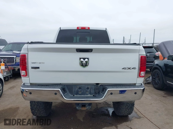 2015 Ram 2500 Laramie с VIN 3C6UR5NL3FG548061, выставлен на аукционе IAAI как лот 42414732 с пробегом 204 608 миль миль и . История ставок и продаж доступна на DreamBid. Изображение 17.