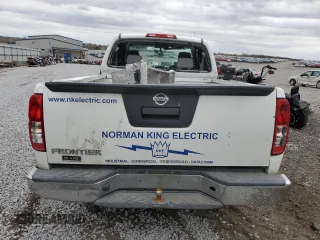 2014 Nissan Frontier S z VIN 1N6BD0CT3EN742239, wystawiony jako Copart lot #49494675 z przebiegiem Nie podano mil oraz Szkoda całkowita • Salvage title. Historia ofert i sprzedaży dostępna na DreamBid. Obrazek 6.