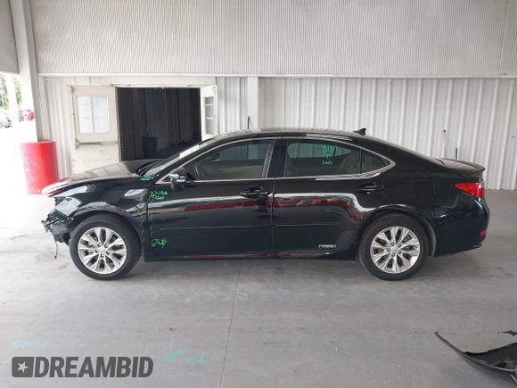 2014 Lexus ES 300h with VIN JTHBW1GG9E2043696, listed as a IAAI auction lot 42392424 with 74,370 mi miles and . Bid and sale history available at DreamBid. Image 15.