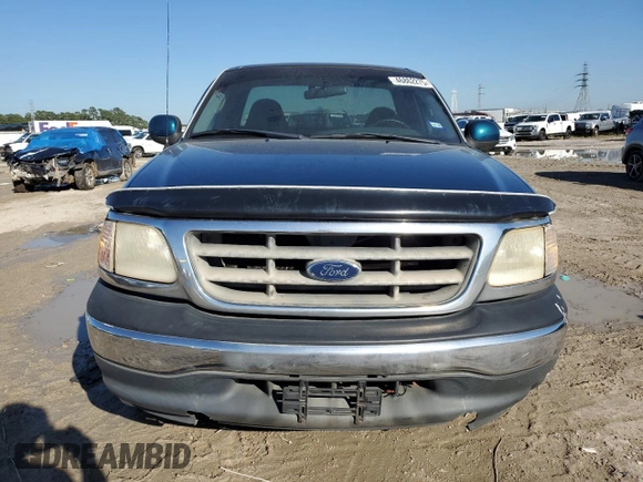2000 Ford F-150 XL with VIN 1FTZF0724YKB07646, listed as a Copart auction lot 46862275 with 275,872 mi miles and Salvage Title. Bid and sale history available at carsss.com. Image 5.
