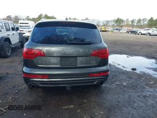 2015 Audi Q7 3.0T S line Prestige with VIN WA1DGAFE7FD023762, listed as a IAAI auction lot 42027169 with 110,744 mi miles. Bid and sale history available at carsss.com. Image 16.