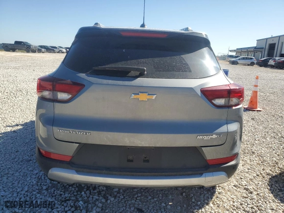 2025 Chevrolet TrailBlazer LT with VIN KL79MPSPXSB025233, listed as a Copart auction lot 48074275 with 0 mi miles and Salvage Title. Bid and sale history available at carsss.com. Image 6.