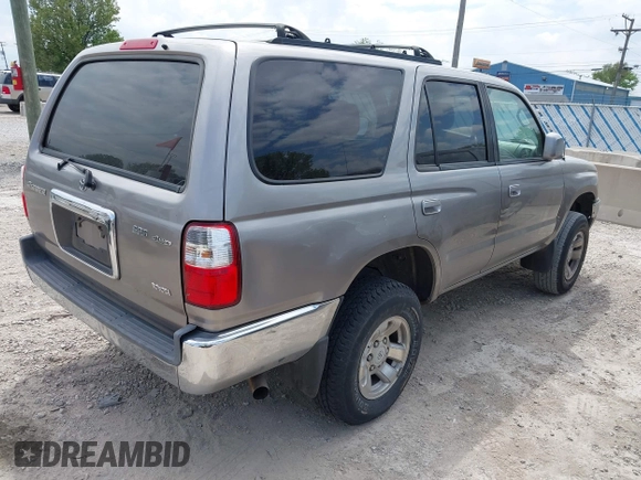 2002 Toyota 4Runner SR5 z VIN JT3HN86R620364911, wystawiony jako IAAI lot #42248576 z przebiegiem 240 758 mil mil oraz . Historia ofert i sprzedaży dostępna na DreamBid. Obrazek 4.