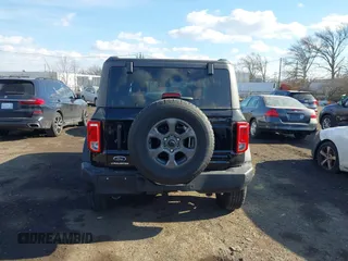 2024 Ford Bronco Big Bend с VIN 1FMDE7AH2RLA80523, выставлен на аукционе IAAI как лот 41452287 с пробегом 3 490 миль миль и . История ставок и продаж доступна на DreamBid. Изображение 16.