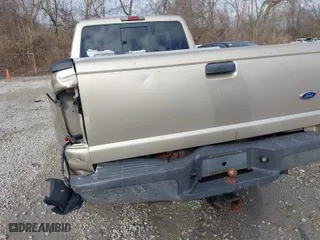 2002 Ford Ranger XL with VIN 1FTYR14U62TA20654, listed as a IAAI auction lot 41708703 with 197,549 mi miles. Bid and sale history available at carsss.com. Image 17.