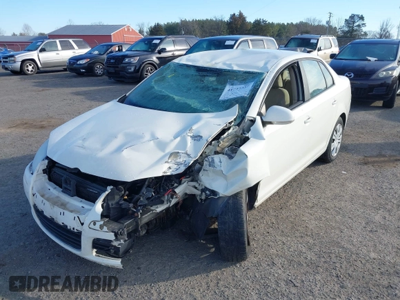 2008 Volkswagen Jetta Sedan S with VIN 3VWJM71K58M152539, listed as a IAAI auction lot 41727237 with 222,800 mi miles. Bid and sale history available at carsss.com. Image 6.