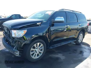 2014 Toyota Sequoia Limited with VIN 5TDKY5G13ES055656, listed as a IAAI auction lot 41616322 with 118,859 mi miles. Bid and sale history available at carsss.com. Image 17.