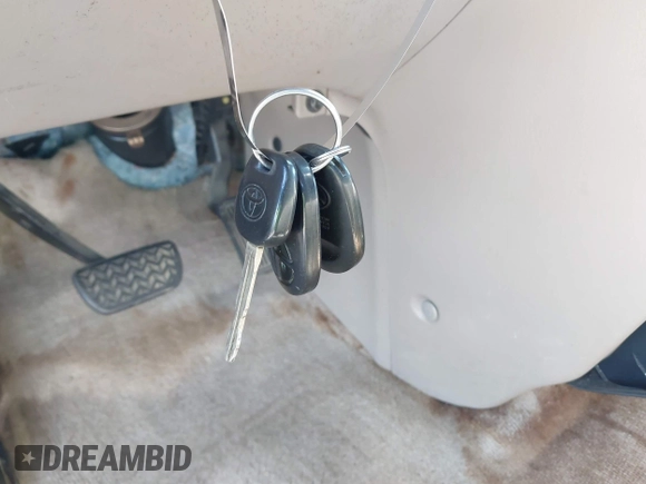 2005 Toyota Sienna CE with VIN 5TDZA23C15S227689, listed as a IAAI auction lot 42020894 with 307,314 mi miles and . Bid and sale history available at DreamBid. Image 11.