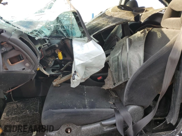 2003 Honda Civic LX with VIN 1HGEM22553L021820, listed as a Copart auction lot 51187205 with Not Provided miles and Salvage Title. Bid and sale history available at DreamBid. Image 7.