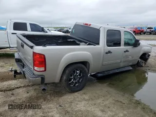 2009 GMC Sierra 1500 with VIN 3GTEC233X9G154562, listed as a Copart auction lot 49343825 with 200,986 mi miles and Salvage Title. Bid and sale history available at DreamBid. Image 3.