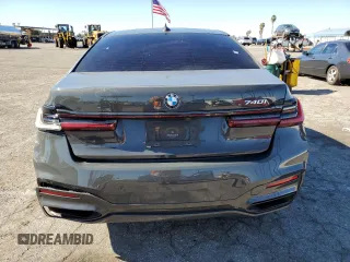 2020 BMW 7 Series 740i with VIN WBA7T2C00LCD39163, listed as a Copart auction lot 67325212 with 0 mi miles. Bid and sale history available at carsss.com. Image 6.