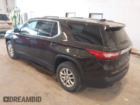 2018 Chevrolet Traverse LT Cloth with VIN 1GNERGKW1JJ260402, listed as a IAAI auction lot 42039202 with 150,831 mi miles. Bid and sale history available at carsss.com. Image 3.