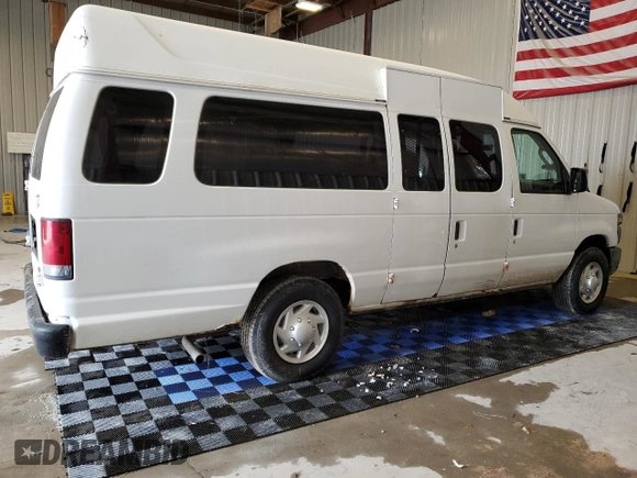 2008 Ford Econoline Cargo Commercial with VIN 1FTNS24W38DB56922, listed as a Copart auction lot 75998084 with 106,358 mi miles and Clean Title. Bid and sale history available at DreamBid. Image 3.