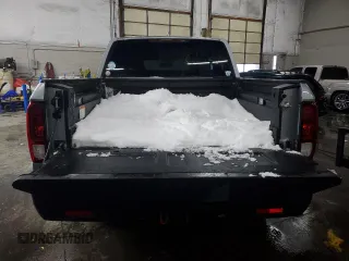2018 Honda Ridgeline RTL-T z VIN 5FPYK3F65JB001004, wystawiony jako Copart lot #89132755 z przebiegiem 122 572 mil mil oraz Szkody całkowita. Historia ofert i sprzedaży dostępna na DreamBid. Obrazek 6.