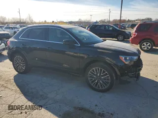 2022 Audi Q3 Premium with VIN WA1AUCF33N1019293, listed as a Copart auction lot 82408964 with 23,620 mi miles and Salvage Title. Bid and sale history available at carsss.com. Image 4.