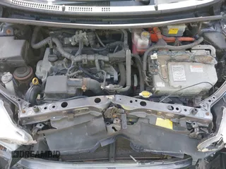 2013 Toyota Prius One with VIN JTDKDTB36D1046910, listed as a IAAI auction lot 41602468 with 194,828 mi miles and . Bid and sale history available at carsss.com. Image 10.