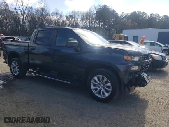 2020 Chevrolet Silverado 1500 Custom with VIN 3GCPWBEK0LG256626, listed as a Copart auction lot 46325475 with 38,514 mi miles and Salvage Title. Bid and sale history available at carsss.com. Image 4.
