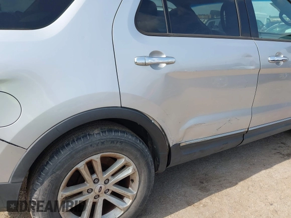 2014 Ford Explorer XLT with VIN 1FM5K7D81EGA48688, listed as a IAAI auction lot 42360152 with 208,939 mi miles and . Bid and sale history available at DreamBid. Image 17.
