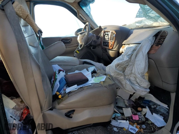 2000 Ford F-150 XL with VIN 1FTRX17W4YNB17453, listed as a Copart auction lot 52051215 with Not provided miles and Salvage title. Bid and sale history available at DreamBid. Image 11.