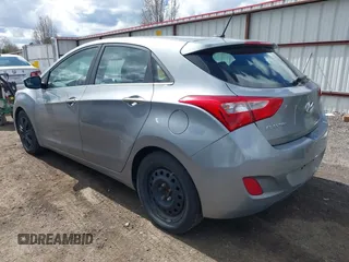 2016 Hyundai Elantra GT with VIN KMHD35LH0GU257682, listed as a IAAI auction lot 41977626 with 1 mi miles. Bid and sale history available at carsss.com. Image 3.
