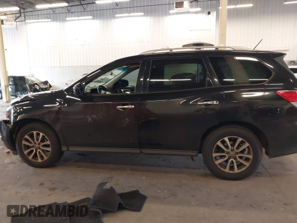 2016 Nissan Pathfinder S with VIN 5N1AR2MNXGC630771, listed as a IAAI auction lot 40825523 with 106,051 mi miles and . Bid and sale history available at DreamBid. Image 15.