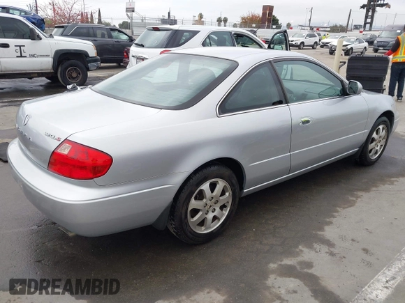 2001 Acura CL with VIN 19UYA42421A034963, listed as a IAAI auction lot 42091143 with 134,513 mi miles. Bid and sale history available at carsss.com. Image 4.