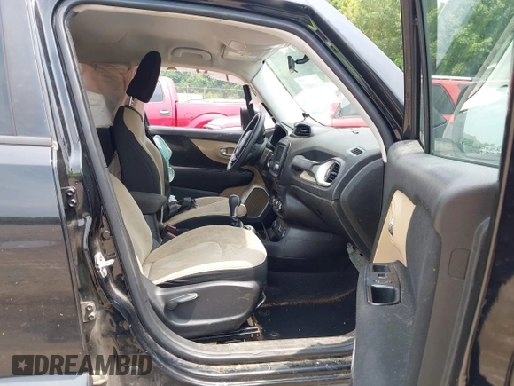 2017 Jeep Renegade Sport with VIN ZACCJBABXHPG35299, listed as a IAAI auction lot 42458083 with Not provided miles and . Bid and sale history available at DreamBid. Image 5.