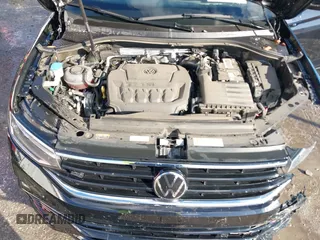 2023 Volkswagen Tiguan SE R-Line Black z VIN 3VVCB7AX5PM100499, wystawiony jako IAAI lot #41261505 z przebiegiem 26 677 mil mil oraz . Historia ofert i sprzedaży dostępna na DreamBid. Obrazek 10.