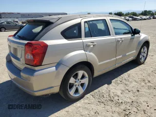 2010 Dodge Caliber SXT z VIN 1B3CB4HA7AD571525, wystawiony jako Copart lot #61651405 z przebiegiem 188 383 mil mil oraz Czysty tytuł • Clean title. Historia ofert i sprzedaży dostępna na DreamBid. Obrazek 3.
