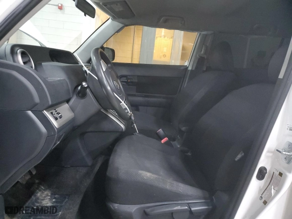 2008 Scion xB with VIN JTLKE50E481002749, listed as a Copart auction lot 85130294 with 215,931 mi miles and Salvage Title. Bid and sale history available at carsss.com. Image 7.