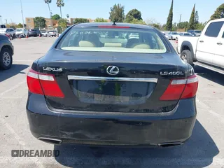 2007 Lexus LS 460 L z VIN JTHGL46F375001759, wystawiony jako IAAI lot #41959744 z przebiegiem 144 668 mil mil oraz . Historia ofert i sprzedaży dostępna na DreamBid. Obrazek 16.