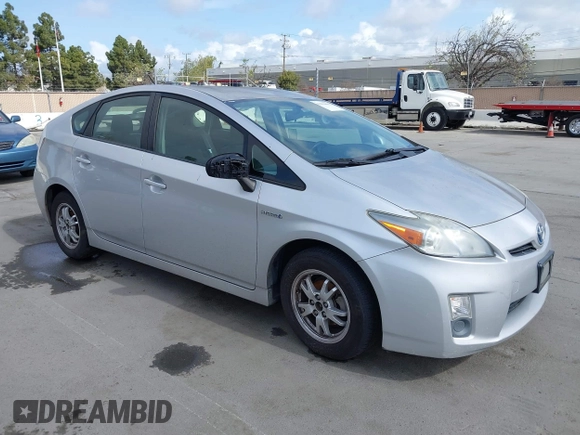 2011 Toyota Prius I with VIN JTDKN3DU8B5301761, listed as a IAAI auction lot 41916082 with 183,834 mi miles. Bid and sale history available at carsss.com. Image 1.