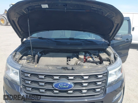 2017 Ford Explorer XLT z VIN 1FM5K8D8XHGA86463, wystawiony jako IAAI lot #42043922 z przebiegiem 83 025 mil mil oraz . Historia ofert i sprzedaży dostępna na DreamBid. Obrazek 10.