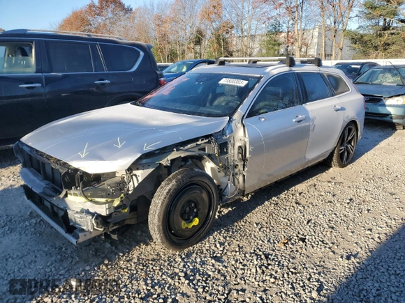 2018 Volvo V90 with VIN YV1A22VM4J1069866, listed as a Copart auction lot 73800383 with 48,681 mi miles and . Bid and sale history available at DreamBid. Image 1.