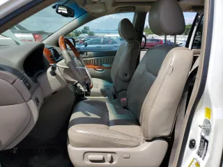 2010 Toyota Sienna XLE с VIN 5TDDK4CC5AS029985, выставлен на аукционе Copart как лот 84182164 с пробегом 232 460 миль миль и Списание • Salvage title. История ставок и продаж доступна на DreamBid. Изображение 7.
