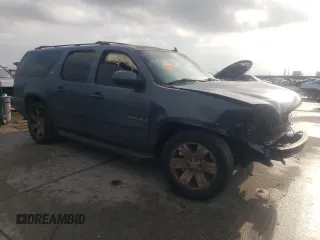 2008 GMC Yukon XL SLT with VIN 1GKFC16078J187164, listed as a Copart auction lot 83840024 with 291,654 mi miles and Salvage Title. Bid and sale history available at carsss.com. Image 4.
