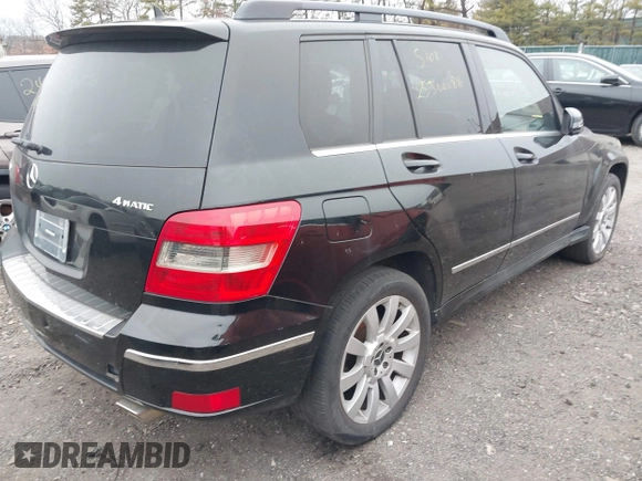 2012 Mercedes-Benz GLK GLK 350 with VIN WDCGG8HB1CF803684, listed as a IAAI auction lot 41266724 with Not Provided miles. Bid and sale history available at carsss.com. Image 4.
