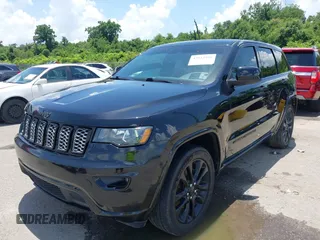 2021 Jeep Grand Cherokee Laredo X z VIN 1C4RJEAG8MC739568, wystawiony jako IAAI lot #42513930 z przebiegiem 80 814 mil mil oraz . Historia ofert i sprzedaży dostępna na DreamBid. Obrazek 2.