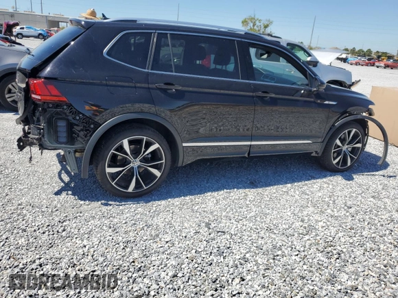 2023 Volkswagen Tiguan SEL R-Line z VIN 3VV4B7AX0PM106487, wystawiony jako Copart lot #48377585 z przebiegiem 19 646 mil mil oraz Szkoda całkowita • Salvage title. Historia ofert i sprzedaży dostępna na DreamBid. Obrazek 3.