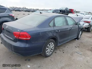 2014 Volkswagen Passat Wolfsburg Ed with VIN 1VWAT7A36EC094322, listed as a IAAI auction lot 41547904 with 144,312 mi miles. Bid and sale history available at carsss.com. Image 4.