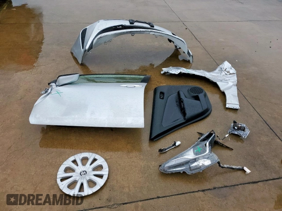 2021 Toyota Prius L Eco with VIN JTDKAMFU1M3142014, listed as a Copart auction lot 55038365 with 76,211 mi miles and Salvage title. Bid and sale history available at DreamBid. Image 12.
