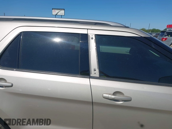 2017 Ford Explorer XLT with VIN 1FM5K7D81HGA99046, listed as a IAAI auction lot 41988865 with 163,339 mi miles and . Bid and sale history available at DreamBid. Image 6.