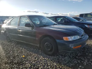 1997 Honda Accord Value with VIN 1HGCD5682VA191306, listed as a Copart auction lot 74390804 with 172,882 mi miles and Salvage Title. Bid and sale history available at carsss.com. Image 4.