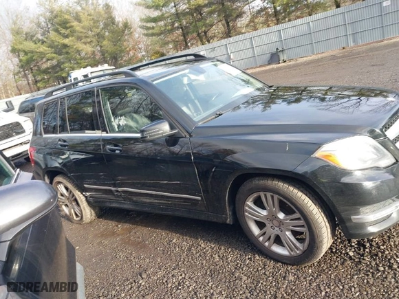 2014 Mercedes-Benz GLK-Class GLK 350 with VIN WDCGG8JB8EG231844, listed as a IAAI auction lot 41575123 with NaN miles. Bid and sale history available at carsss.com. Image 13.