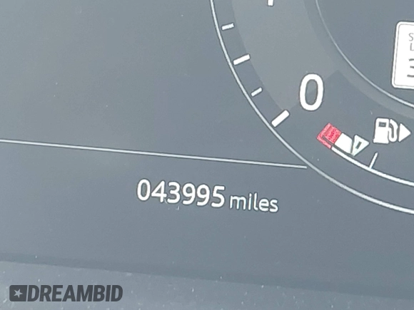 2019 Land Rover Range Rover HSE with VIN SALGS2SV4KA557464, listed as a IAAI auction lot 42115815 with 43,995 mi miles and . Bid and sale history available at DreamBid. Image 15.
