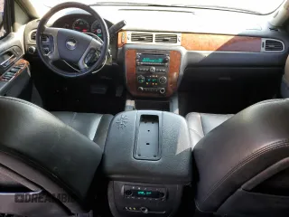 2014 Chevrolet Suburban LT with VIN 1GNSKJE72ER131763, listed as a Copart auction lot 69026754 with 186,248 mi miles and Salvage Title. Bid and sale history available at carsss.com. Image 8.