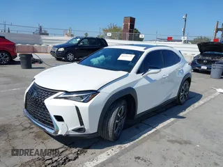 2020 Lexus UX 200 с VIN JTHP3JBH9L2022648, выставлен на аукционе IAAI как лот 42223772 с пробегом 35 128 миль миль и . История ставок и продаж доступна на DreamBid. Изображение 2.