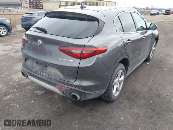 2019 Alfa Romeo Stelvio z VIN ZASPAKAN8K7C40495, wystawiony jako IAAI lot #41693705 z przebiegiem 36 415 mil mil oraz . Historia ofert i sprzedaży dostępna na DreamBid. Obrazek 4.