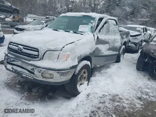 2002 Toyota Tundra SR5 with VIN 5TBBT44182S302560, listed as a IAAI auction lot 41371071 with 230,800 mi miles. Bid and sale history available at carsss.com. Image 17.