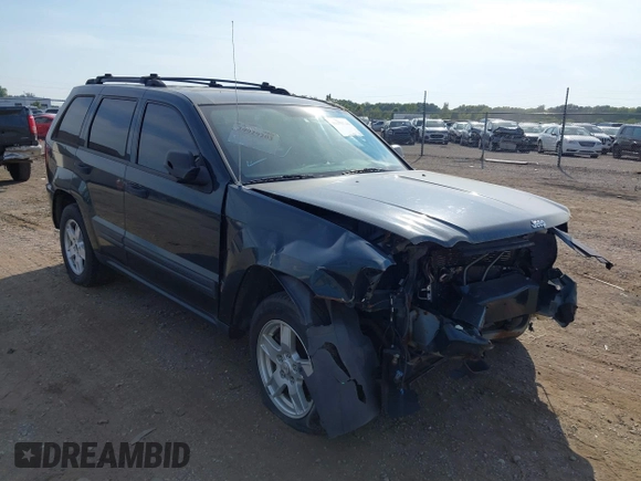 2005 Jeep Grand Cherokee Laredo z VIN 1J4GR48KX5C593240, wystawiony jako IAAI lot #40390746 z przebiegiem 177 646 mil mil oraz . Historia ofert i sprzedaży dostępna na DreamBid. Obrazek 1.